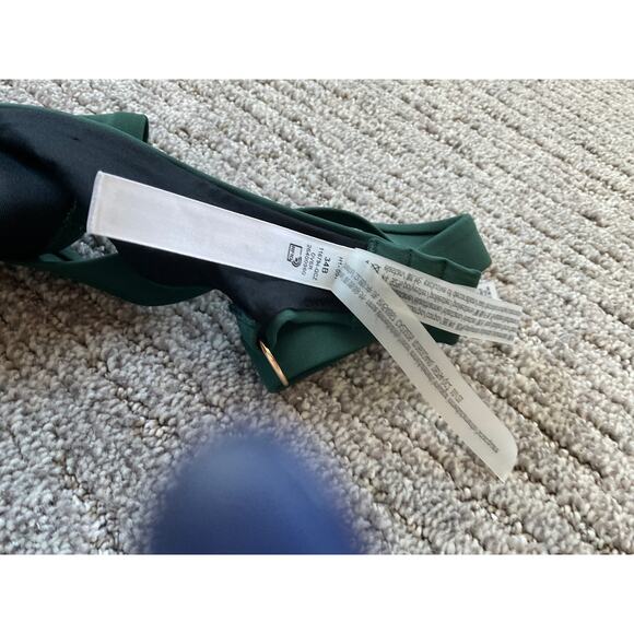 NWOT Victoria’s Secret Emerald Green Wicked Sling Lace Up Back Bikini Top 34B - Picture 3 of 4